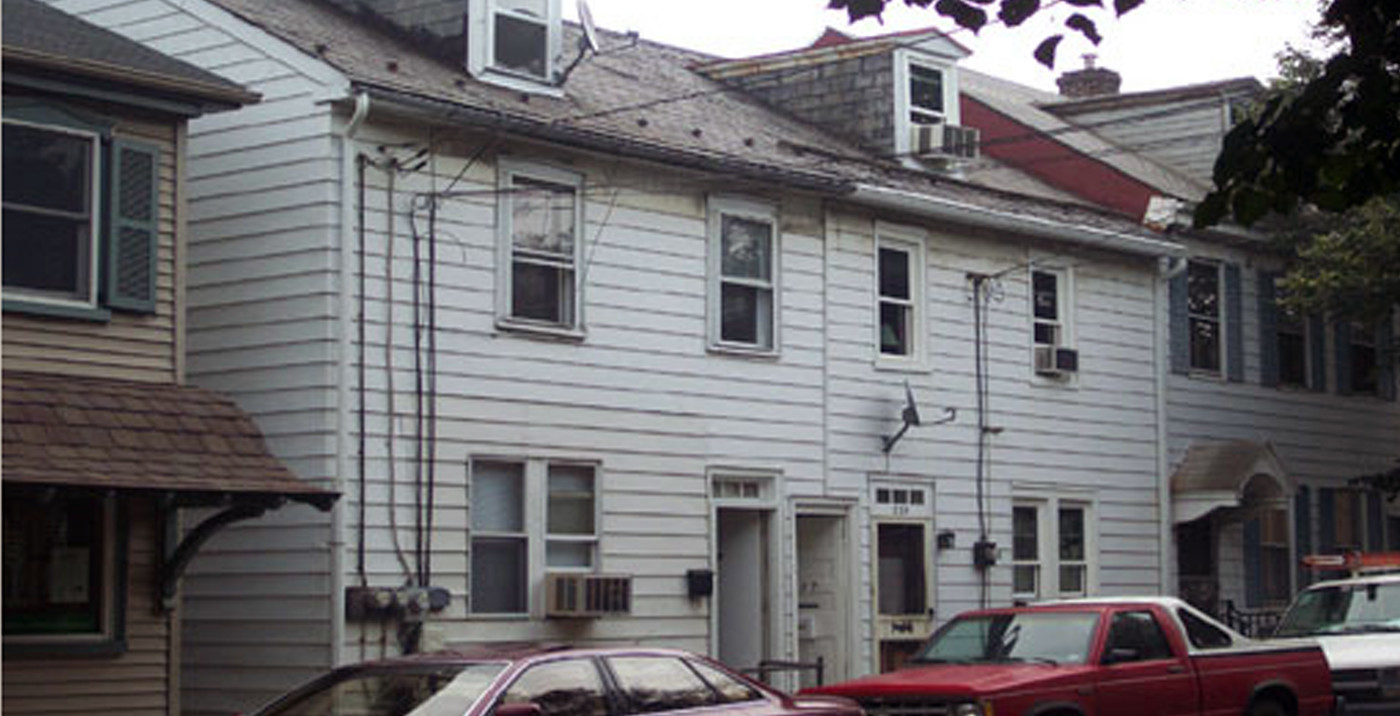 237 N 10th St in Allentown, PA - Building Photo