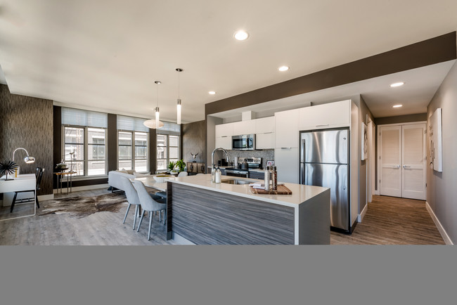 The Henri At Pike & Rose in North Bethesda, MD - Building Photo - Building Photo