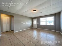 15 Palm Ct photo'