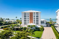 The Cloisters of Naples in Naples, FL - Building Photo - Building Photo