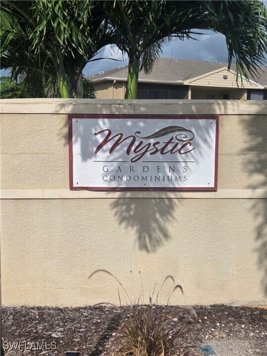 5307 Summerlin Rd in Ft. Myers, FL - Building Photo
