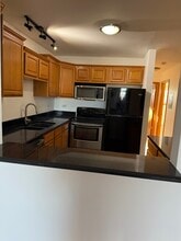 1348 Geneva Dr in Palatine, IL - Building Photo - Building Photo