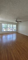 25610 Oak St, Unit 25610.5 OAK in Lomita, CA - Building Photo