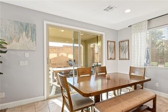 10331 Western Pine Ave in Las Vegas, NV - Building Photo - Building Photo