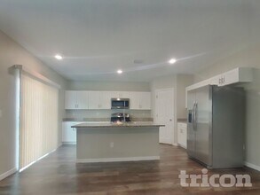 12930 Oak Hill Way in Duette, FL - Building Photo - Building Photo