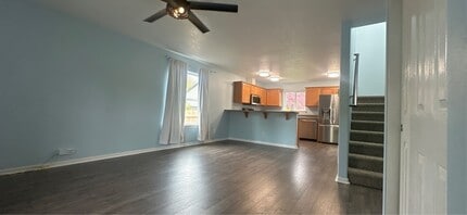 1338 Wagon Wheel Ct in Silverton, OR - Building Photo - Building Photo