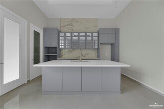 27 Viola St in Mission, TX - Building Photo - Building Photo