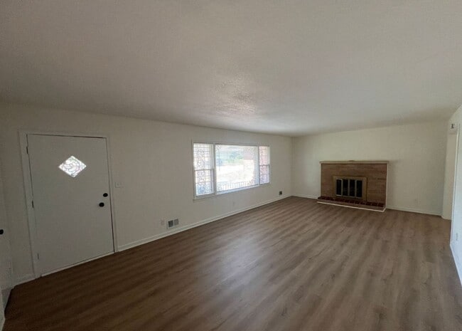 2111 N 49th St in Kansas City, KS - Building Photo - Building Photo