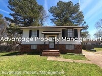 6516 Castle Heights Cove