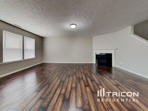 8140 Carina Dr in Indianapolis, IN - Building Photo - Building Photo