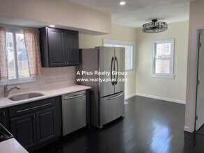 840 South St, Unit 1 in Boston, MA - Building Photo - Building Photo