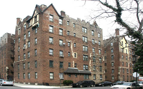 1 Saint Paul's Ct in Brooklyn, NY - Building Photo - Building Photo