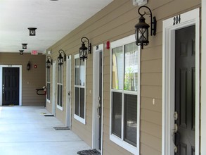 Upper Westside Apartments in Gainesville, FL - Building Photo - Building Photo