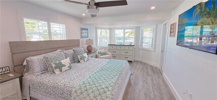 11 Palmview Blvd in Fort Myers Beach, FL - Building Photo - Building Photo