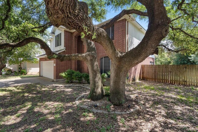 1805 Gray Oak Dr in Round Rock, TX - Building Photo - Building Photo