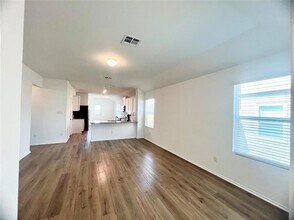 149 Rowdy Yates Wy in Jarrell, TX - Building Photo - Building Photo