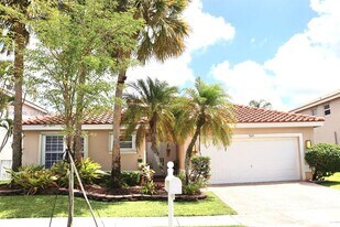 3221 SW 173rd Terrace in Miramar, FL - Building Photo