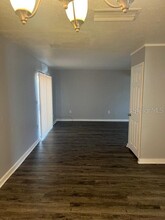 5601 Ashley Oaks Dr in Tampa, FL - Building Photo - Building Photo