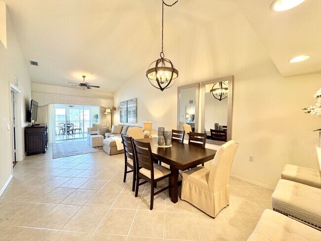 2415 Bayou Ln in Naples, FL - Building Photo - Building Photo