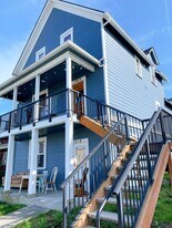 1214 Billy Frank Jr. St in Bellingham, WA - Building Photo