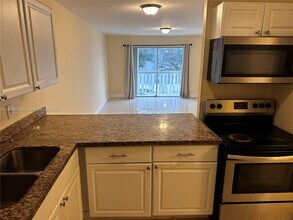 15201 NE 6th Ave in Miami, FL - Building Photo - Building Photo