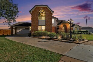 1402 Copperfield Ct in Richmond, TX - Building Photo