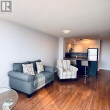 9 Northern Heights Dr in Richmond Hill, ON - Building Photo - Building Photo