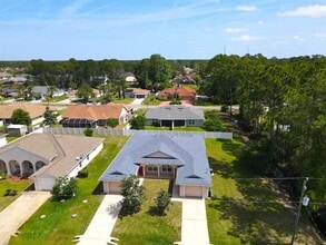 14 Buttonwood Ln in Palm Coast, FL - Building Photo - Building Photo