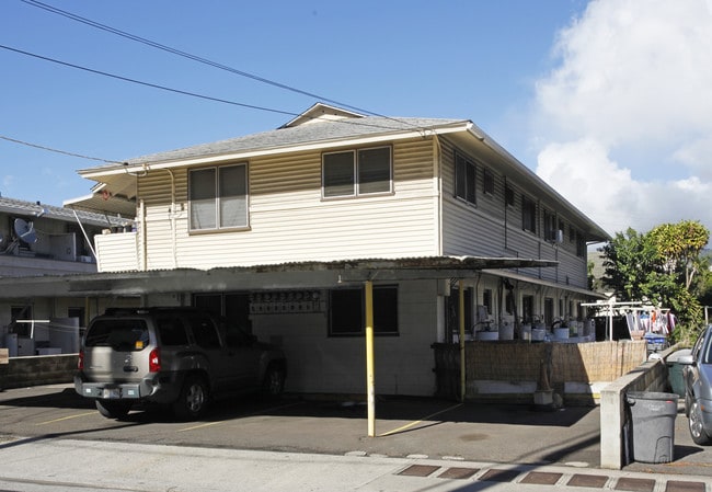 1232 Makaloa St in Honolulu, HI - Building Photo - Building Photo