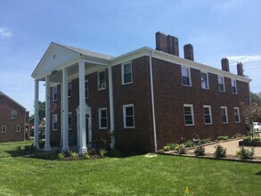 2903 Sullivant Ave in Columbus, OH - Building Photo - Building Photo