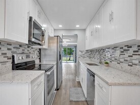 1824 NW 58th Ave in Lauderhill, FL - Building Photo