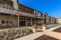 Mariposa at Harris Road 55+ Apartments in Arlington, TX - Foto de edificio - Building Photo