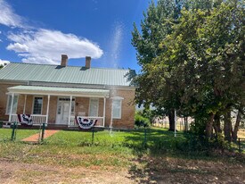 330-200e 200 E in Scipio, UT - Building Photo