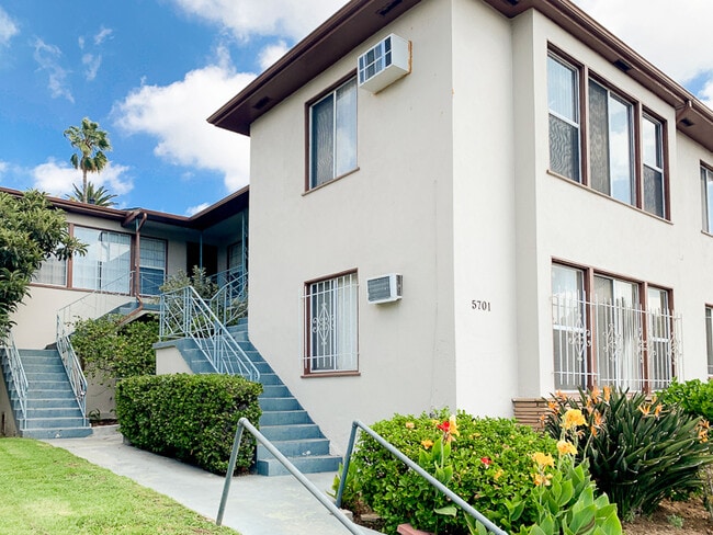 property at 5701 S San Vicente Blvd