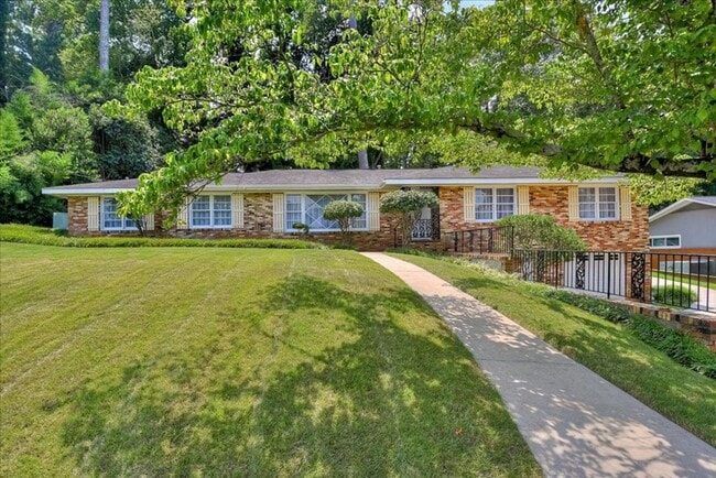 property at 2279 Overton Rd