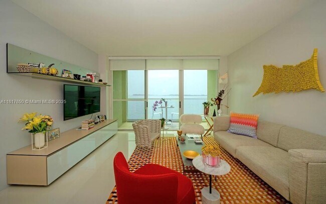 property at 800 Claughton Island Dr