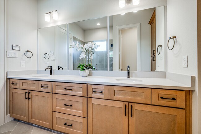 6522 Tree Branch Dr in Houston, TX - Building Photo - Building Photo