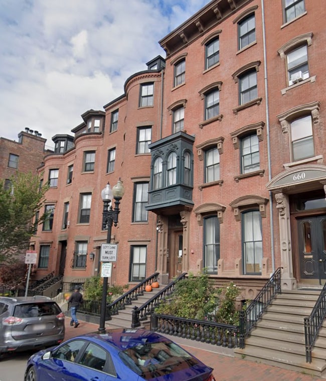 659 Massachusetts Ave, Unit 7