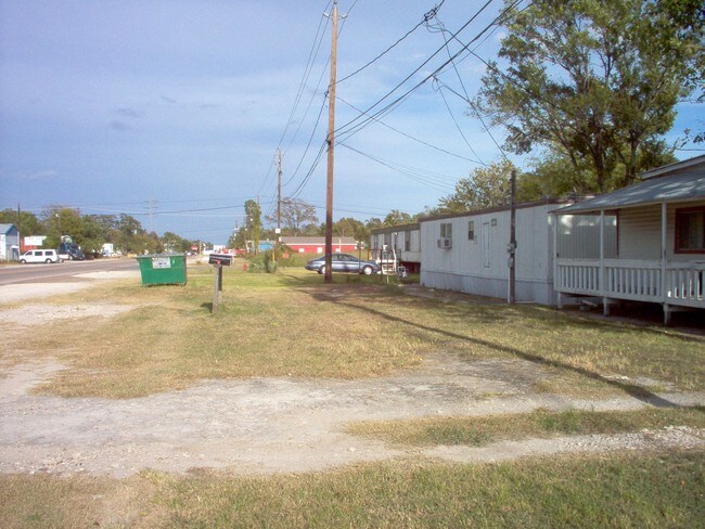 Manny's Mobile Home Park in Channelview, TX - Building Photo - Building Photo