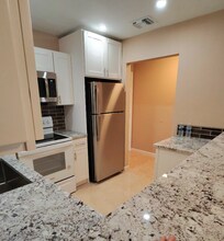 4132 NW 88th Ave in Coral Springs, FL - Building Photo - Building Photo
