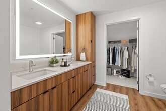 Mason & Main in Seattle, WA - Foto de edificio - Building Photo