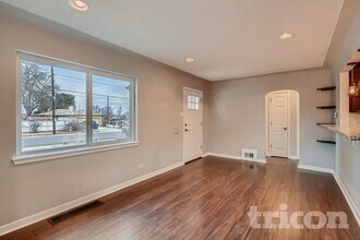 3290 Magnolia St in Denver, CO - Foto de edificio - Building Photo