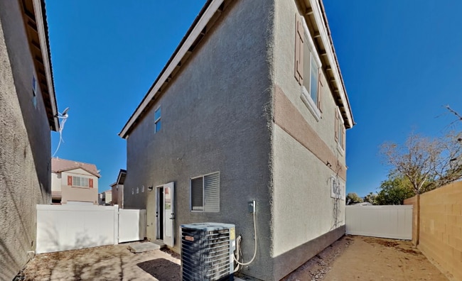 property at 2280 Platinum Band St