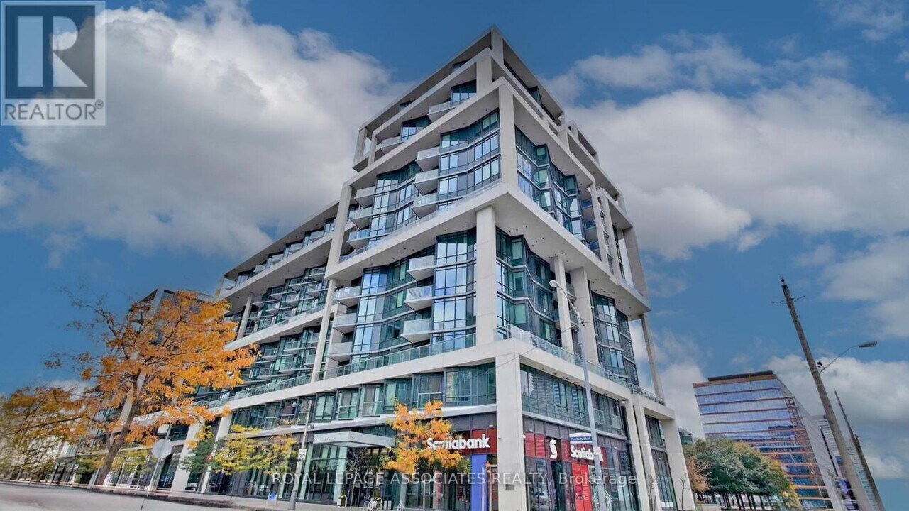 15-515 Merchants' Wharf in Toronto, ON - Building Photo