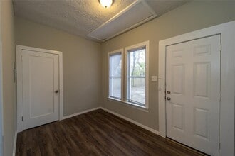 1290 Euclid St in Beaumont, TX - Building Photo - Building Photo