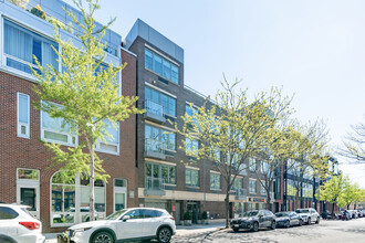 155 N 4th St in Brooklyn, NY - Foto de edificio - Primary Photo