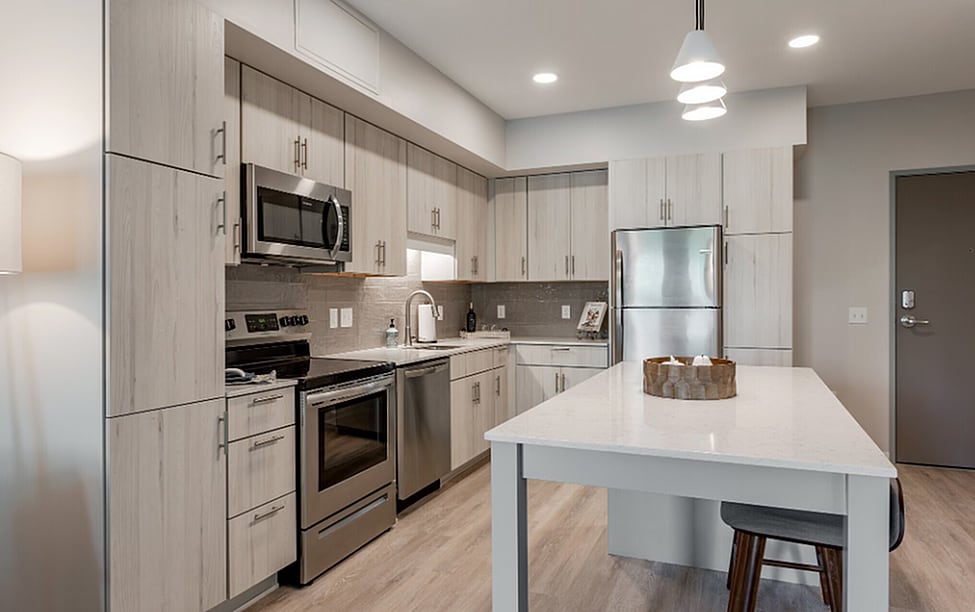 Townline Apartments in Minnetonka, MN - Building Photo