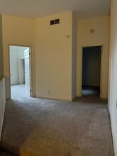 939 Delaware Ave, Unit 201 in Buffalo, NY - Building Photo - Building Photo