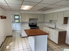3125 N 2nd St in Hokendauqua, PA - Foto de edificio - Building Photo