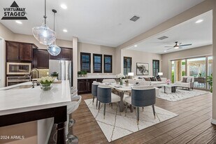 3258 E Tina Dr in Phoenix, AZ - Building Photo